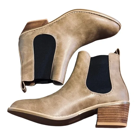 New without box roolee chase Chelsea boots - Picture 2 of 7